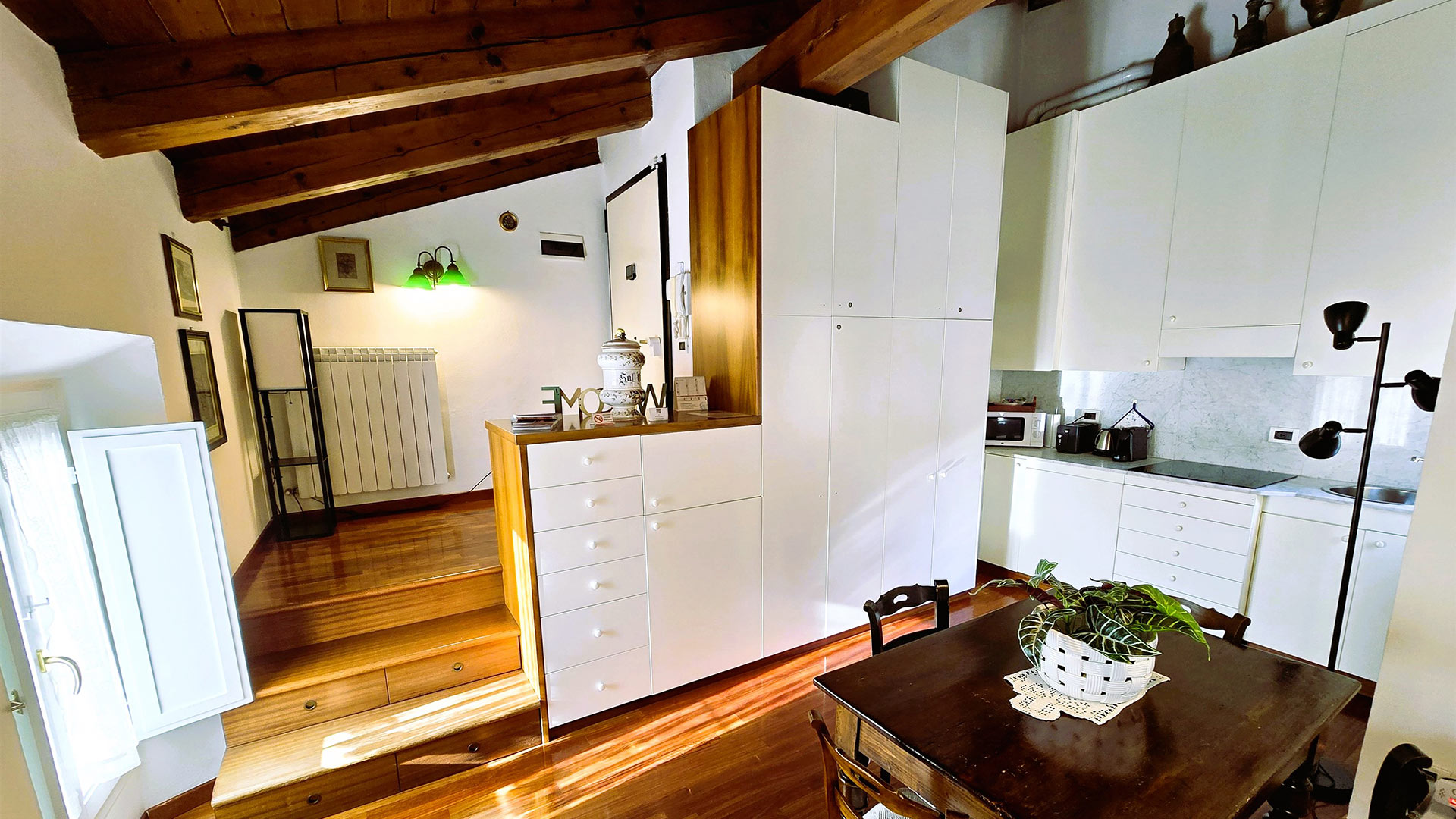 Fantuzzi Palace Apartment - image 1